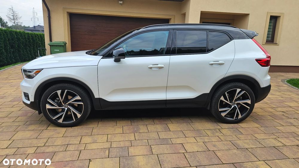 Volvo XC 40 T5 AWD R-Design - 4