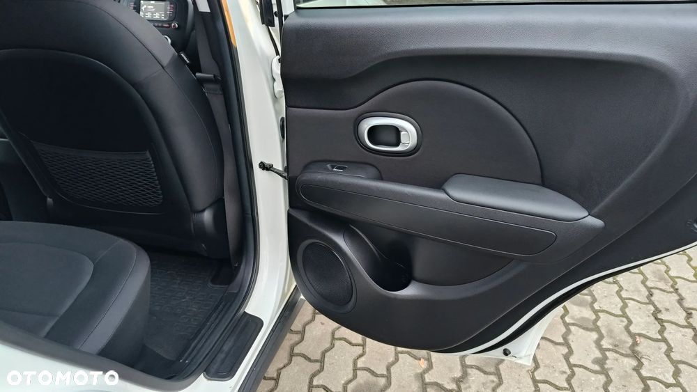 Kia Soul 1.6 GDI White&Red Edition - 18