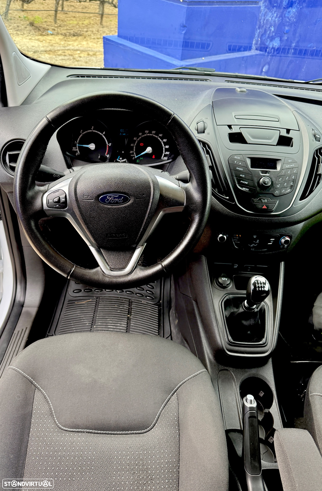 Ford Transit Courier - 7