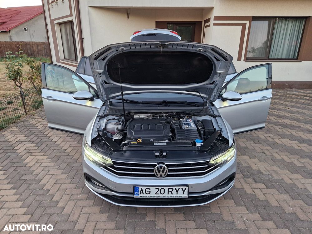 Volkswagen Passat - 21