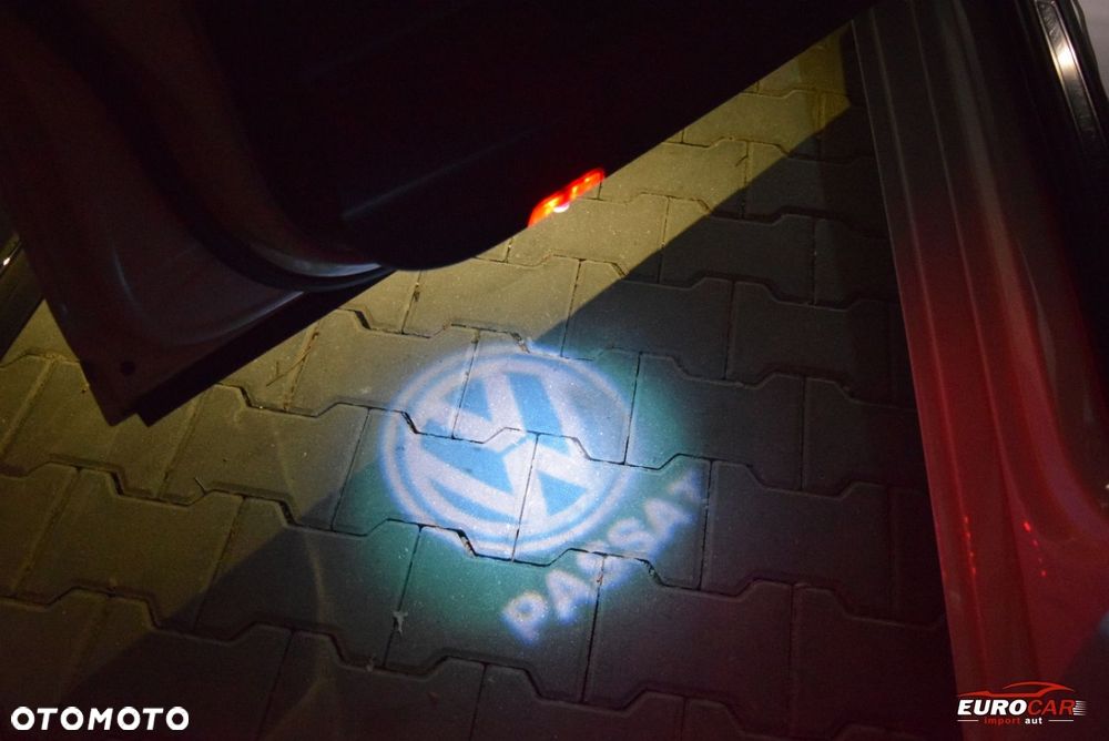 Volkswagen Passat - 31