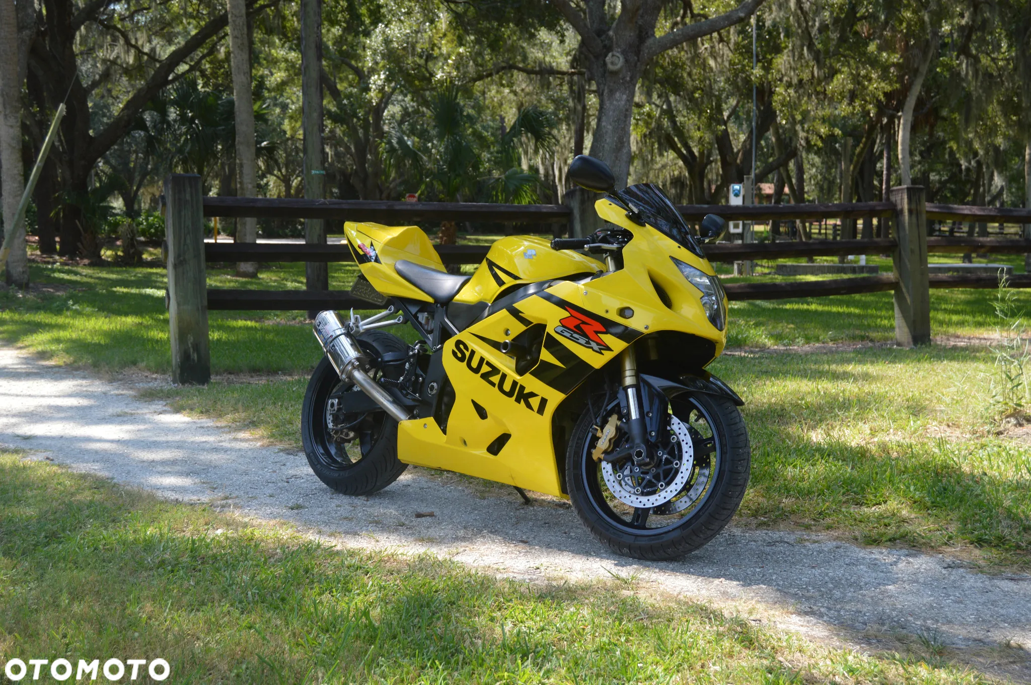 Suzuki GSX-R - 7