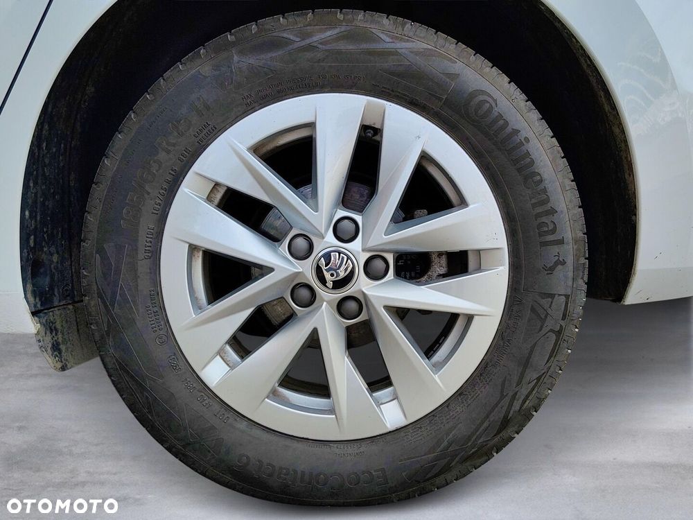 Skoda Fabia 1.0 TSI Ambition - 27