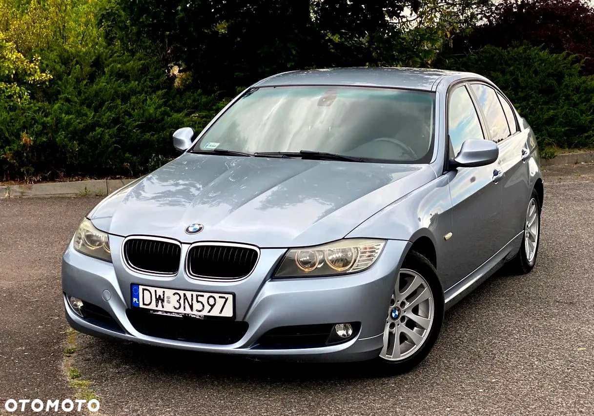BMW Seria 3 318d - 15