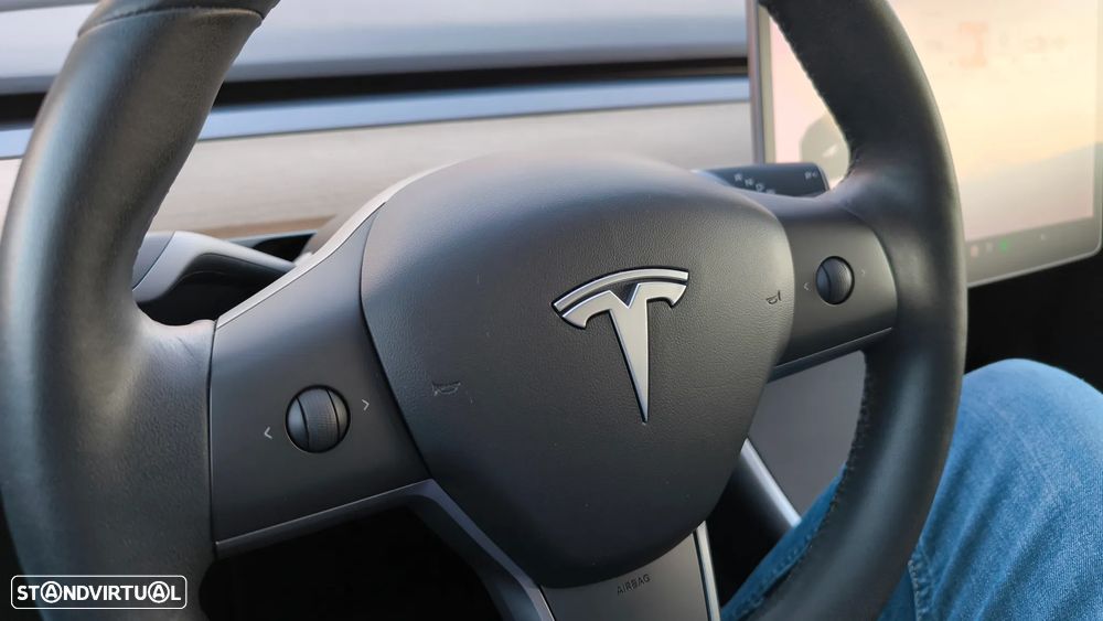 Tesla Model 3 Standard Range Plus RWD - 11