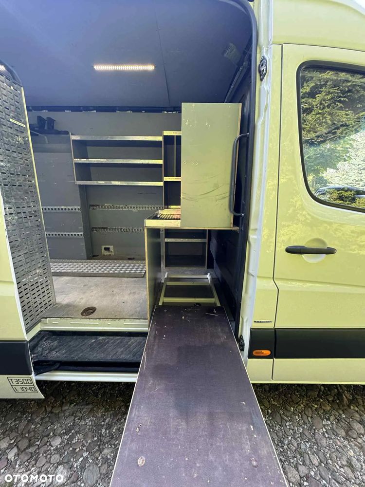 Mercedes-Benz SPRINTER - 15