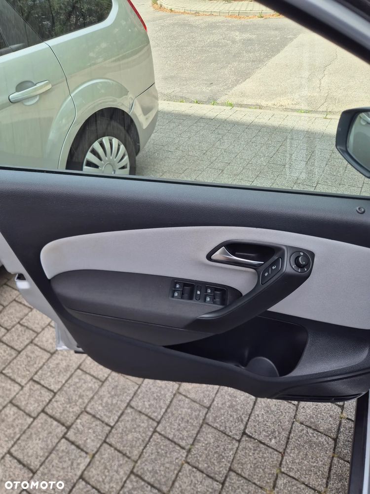 Volkswagen Polo Cross - 12