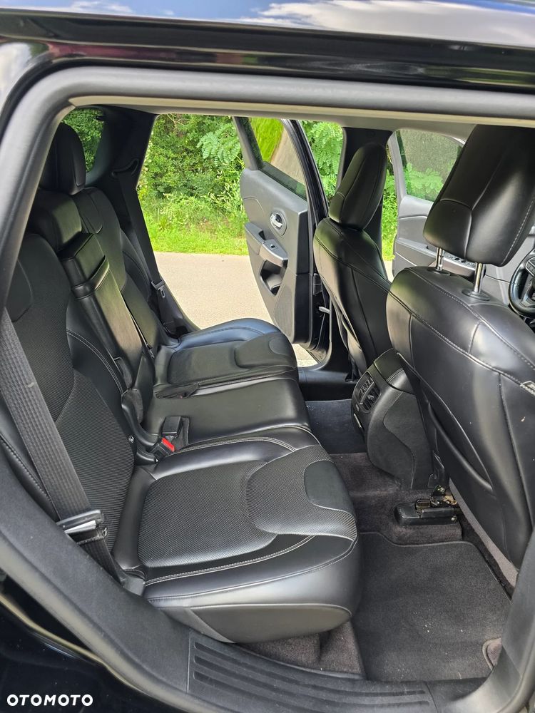 Jeep Cherokee 2.2 MJD Active Drive II Limited - 23