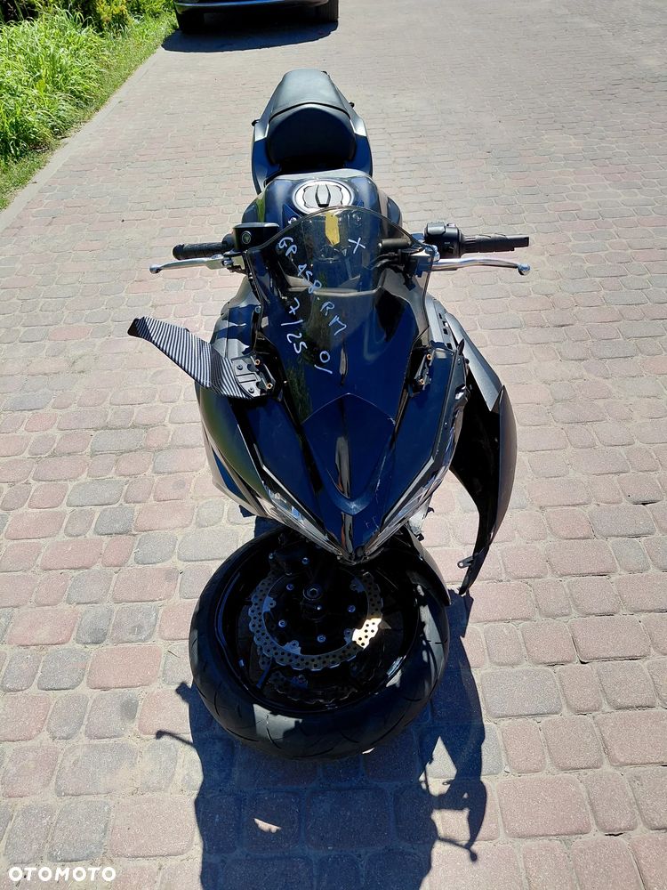 Kawasaki Ninja - 8