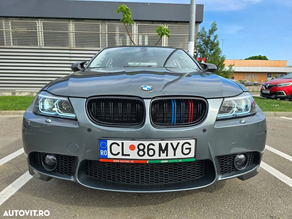 BMW Seria 3 320d DPF Efficient Dynamics Edition - 23