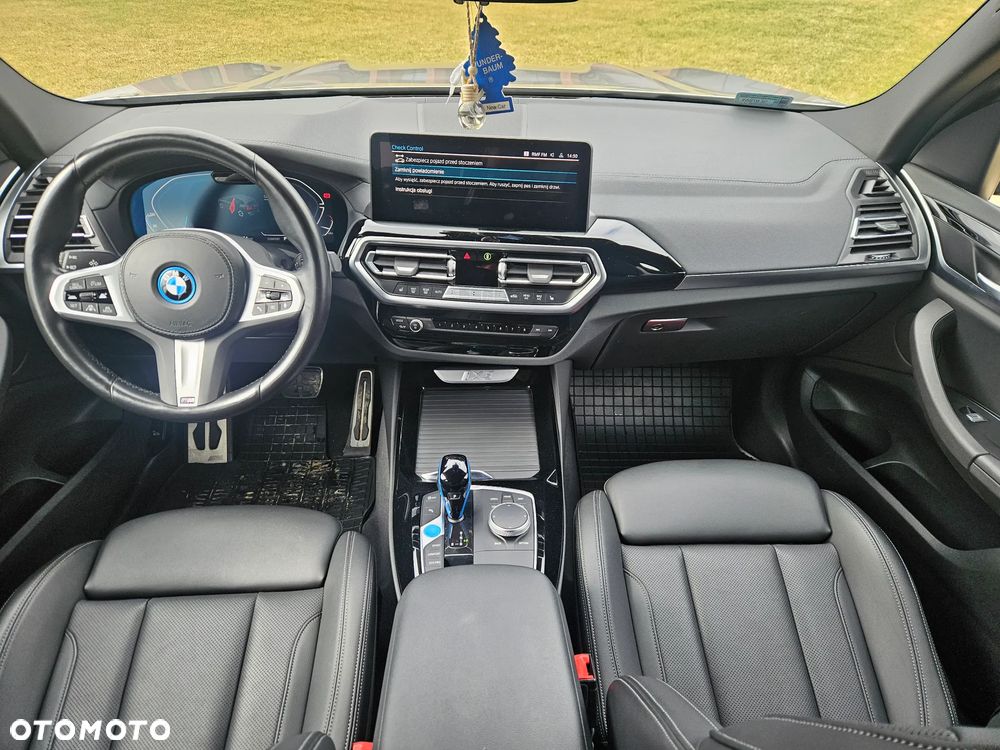 BMW iX3 80kWh Impressive - 16