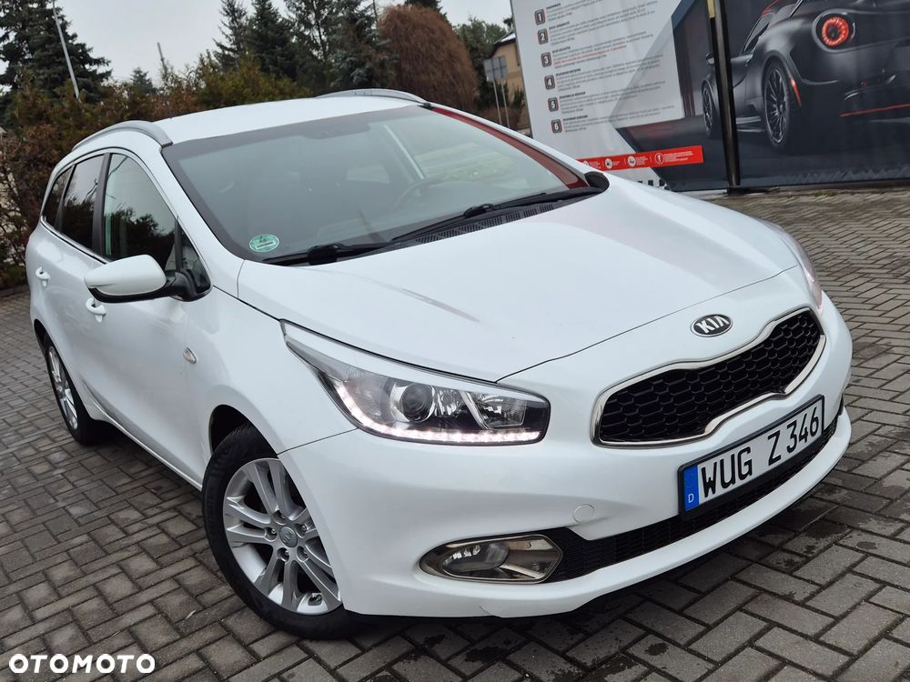 Kia Ceed 1.6 CRDi 128 Platinum Edition - 20
