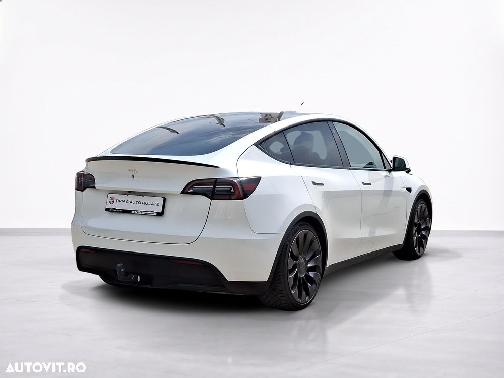 Tesla Model Y Performance Dual Motor AWD - 7