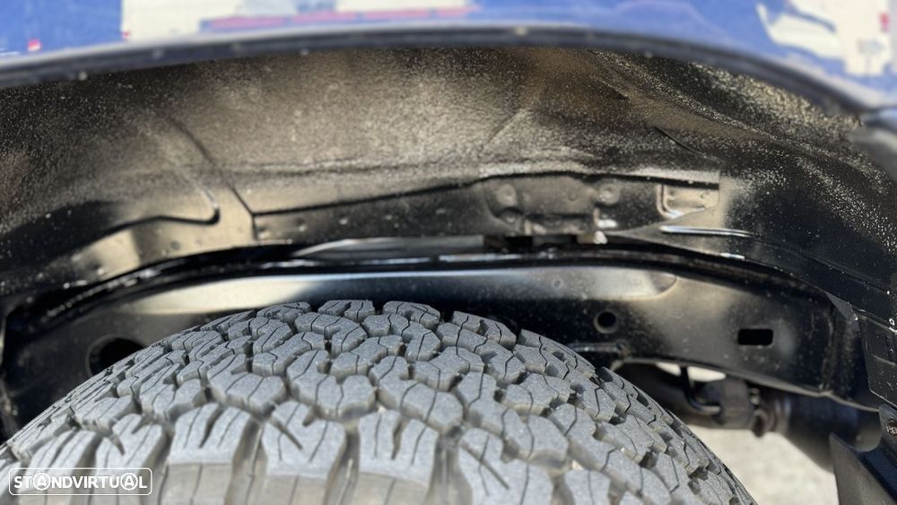 Toyota Land Cruiser VDJ 200 V8 4.5 D-4D - 55