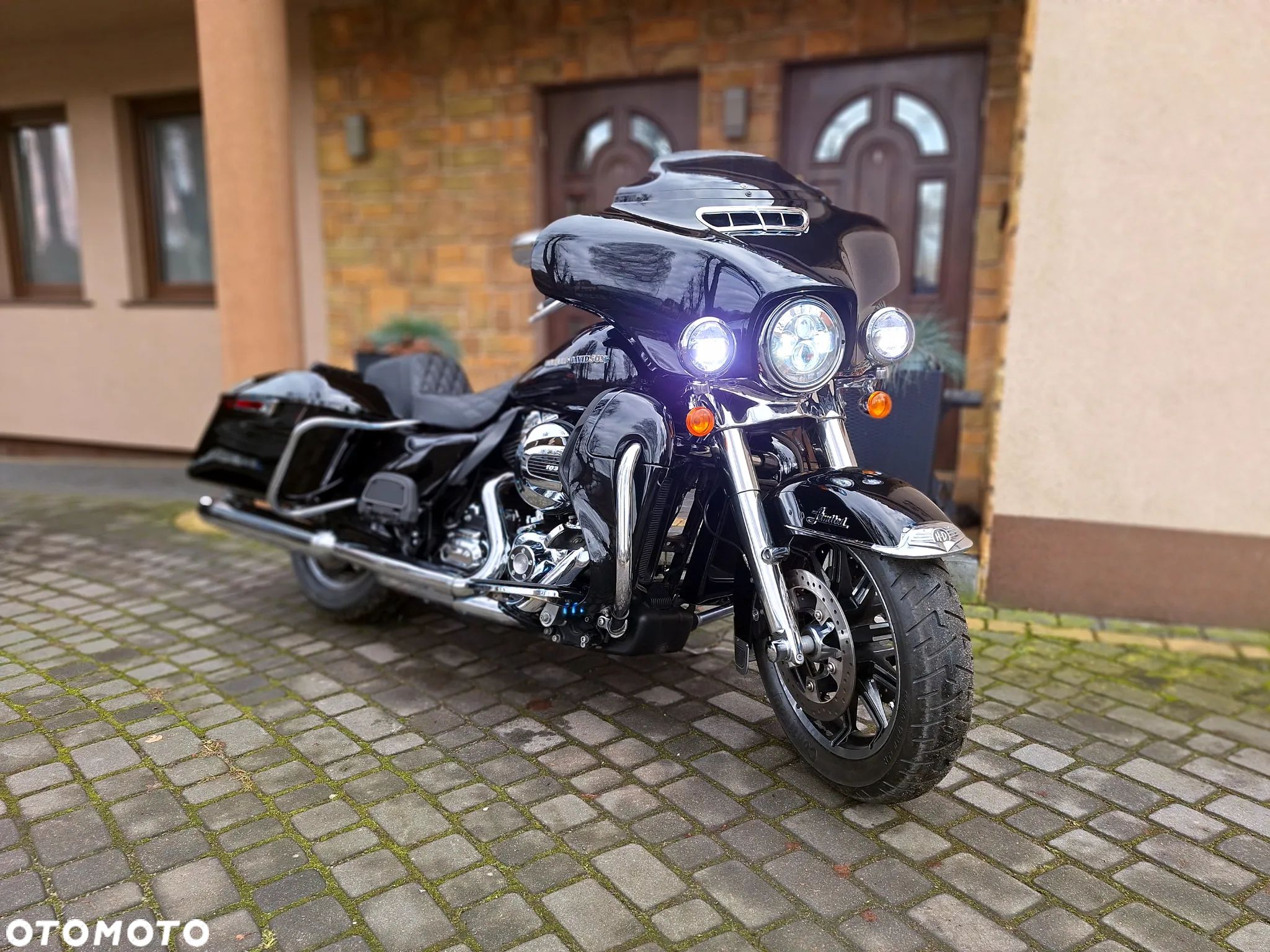 Harley-Davidson Touring Electra Glide - 1
