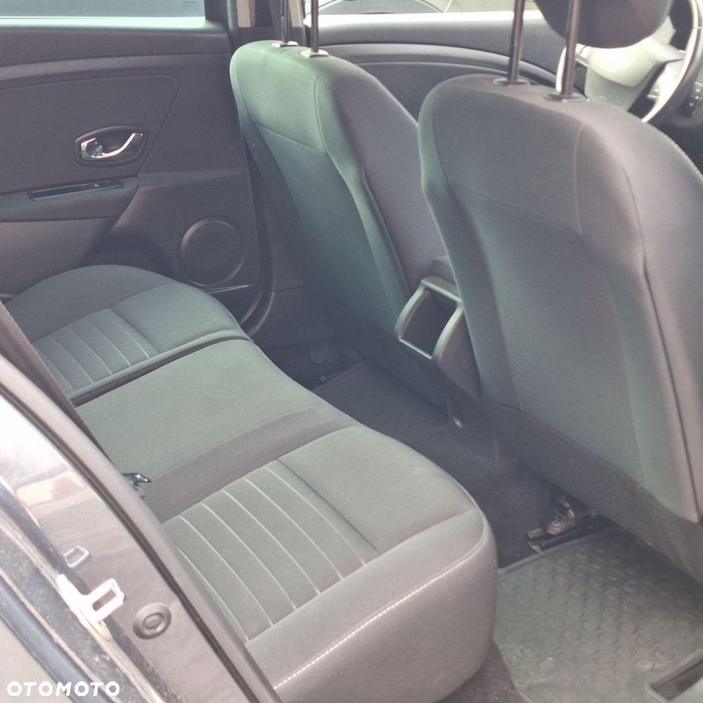 Renault Megane 1.5 dCi Limited - 10