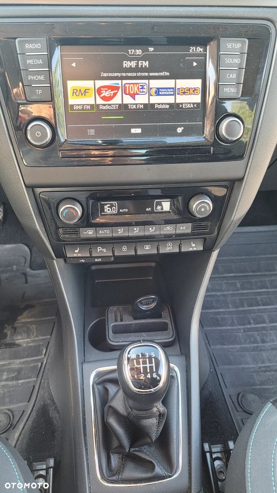 Skoda RAPID 1.2 TSI Joy - 30