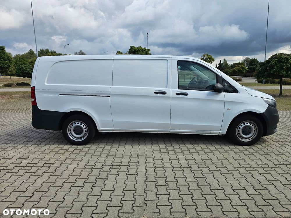 Mercedes-Benz Vito - 22