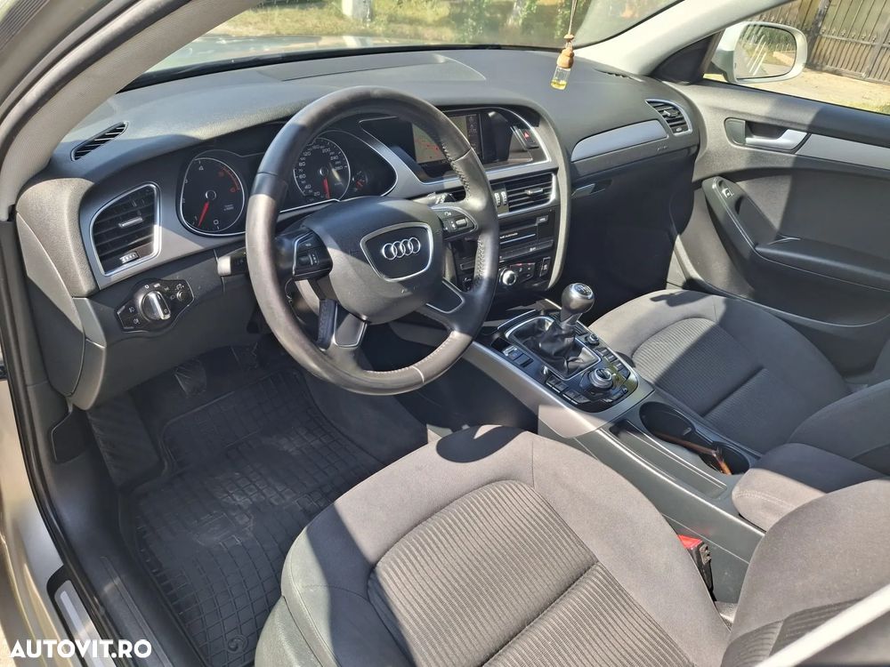Audi A4 Avant 2.0 TDI DPF Ambition - 7