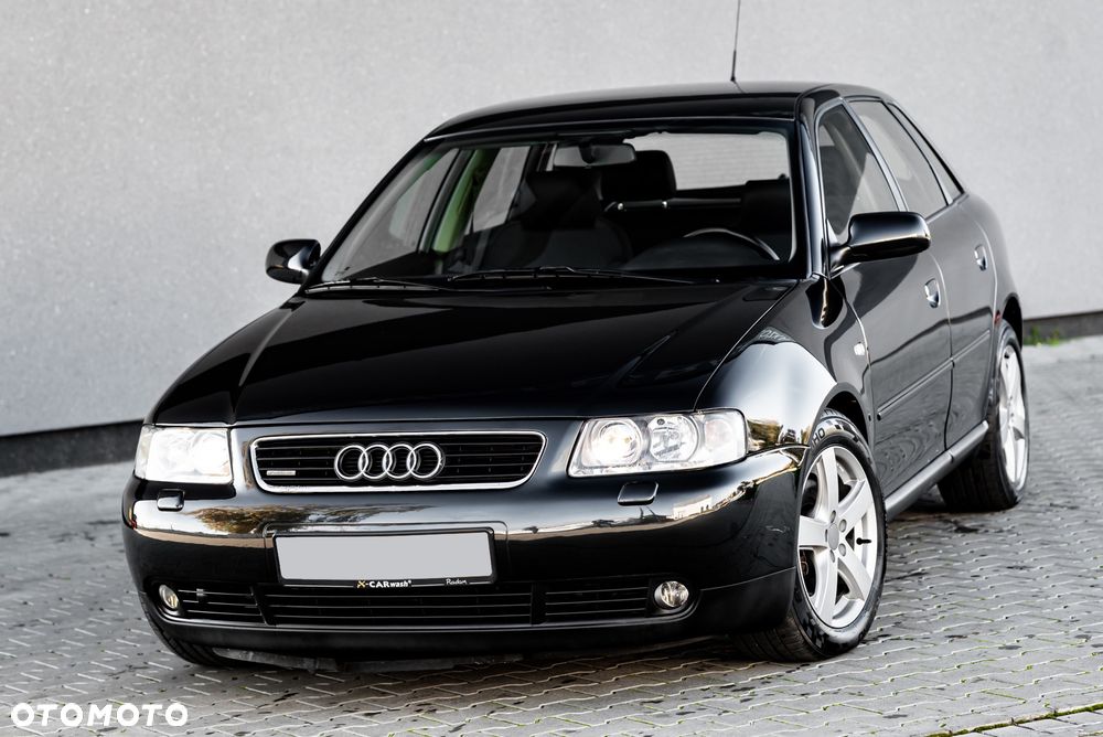 Audi A3 Sportback - 1