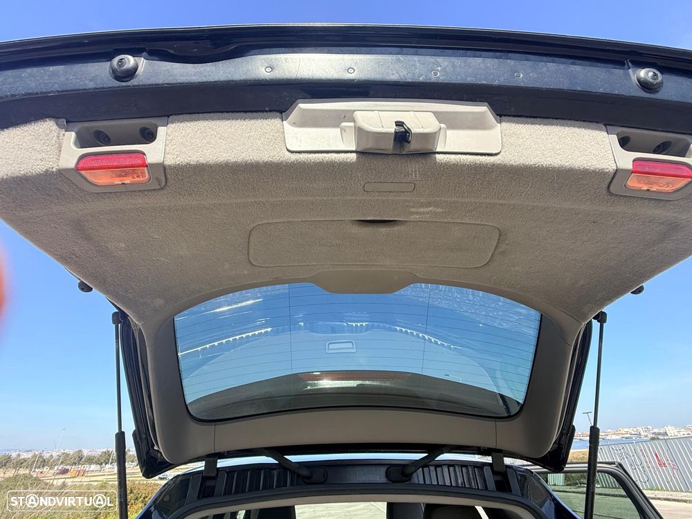 Porsche Cayenne - 19