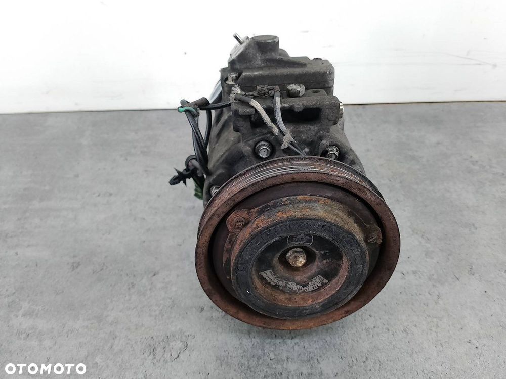 POMPA, SPRĘŻARKA KLIMATYZACJI VW PASSAT B5 FL 447220-8182 1.9 TDI - 4
