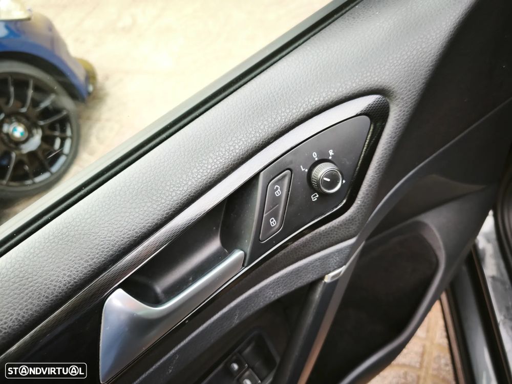 VW Golf GTI Performance BlueMotion - 18