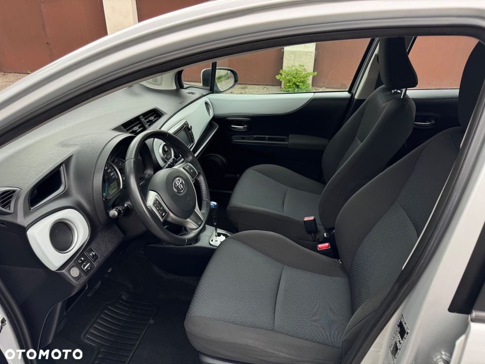 Toyota Yaris - 15