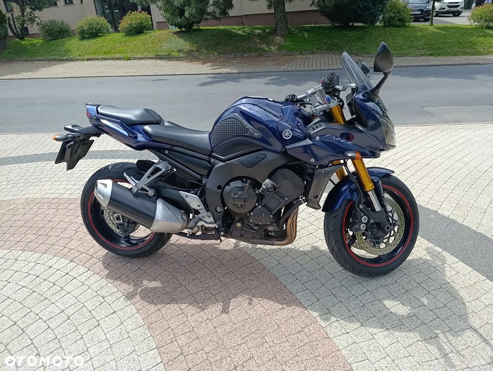 Yamaha FZ - 2
