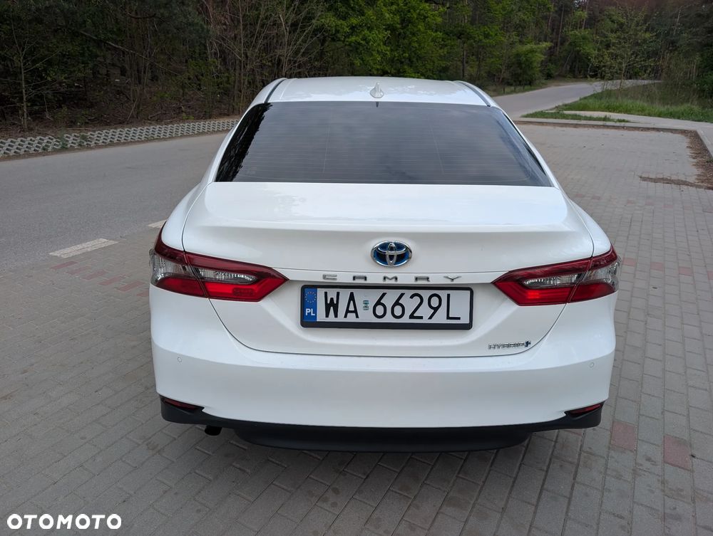 Toyota Camry 2.5 Hybrid Comfort CVT - 3