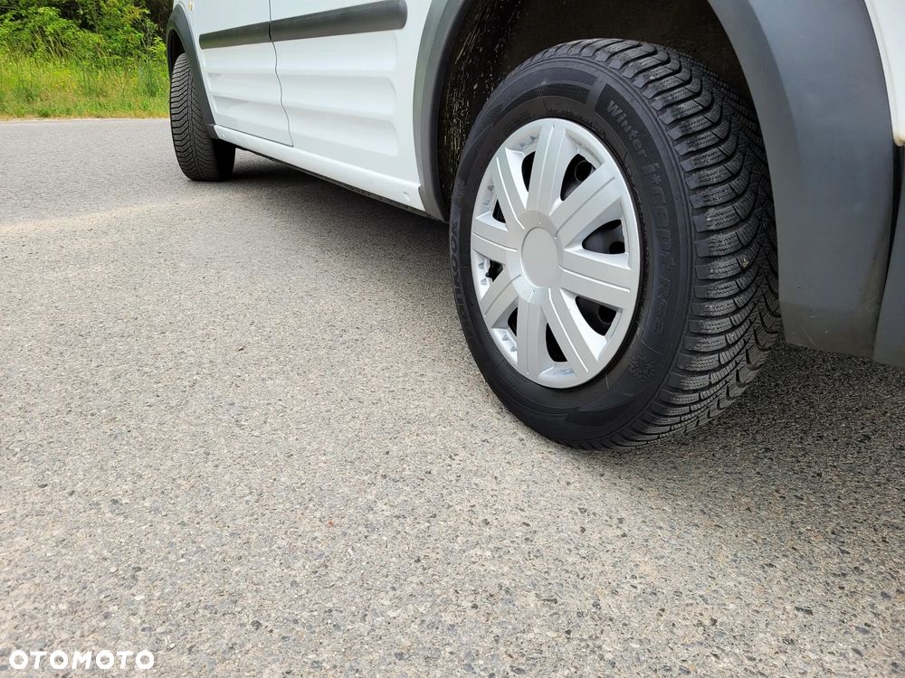 Ford Transit Connect - 10
