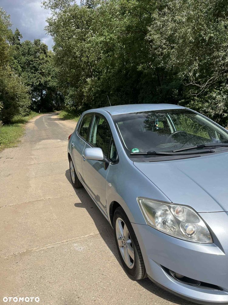 Toyota Auris 2.0 D-4D Sol - 6