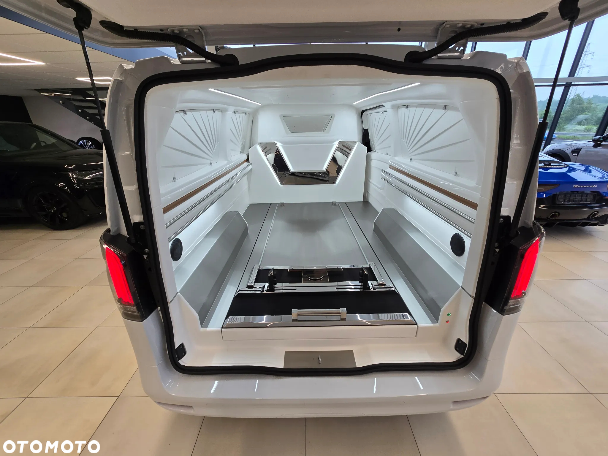 Mercedes-Benz Vito - 17