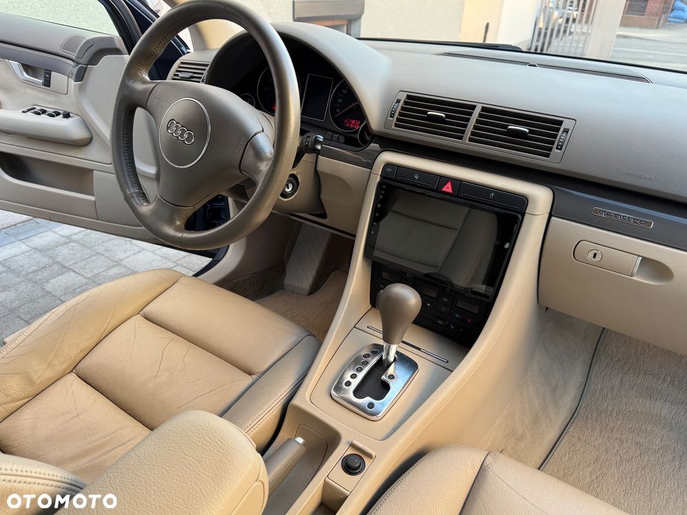 Audi A4 Avant 3.0 Multitronic - 9