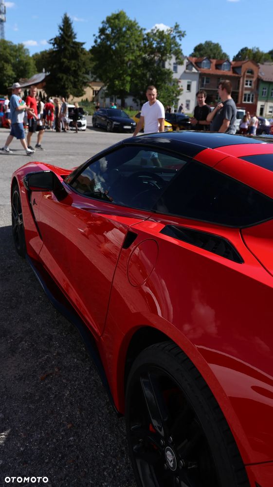 Chevrolet Corvette - 13