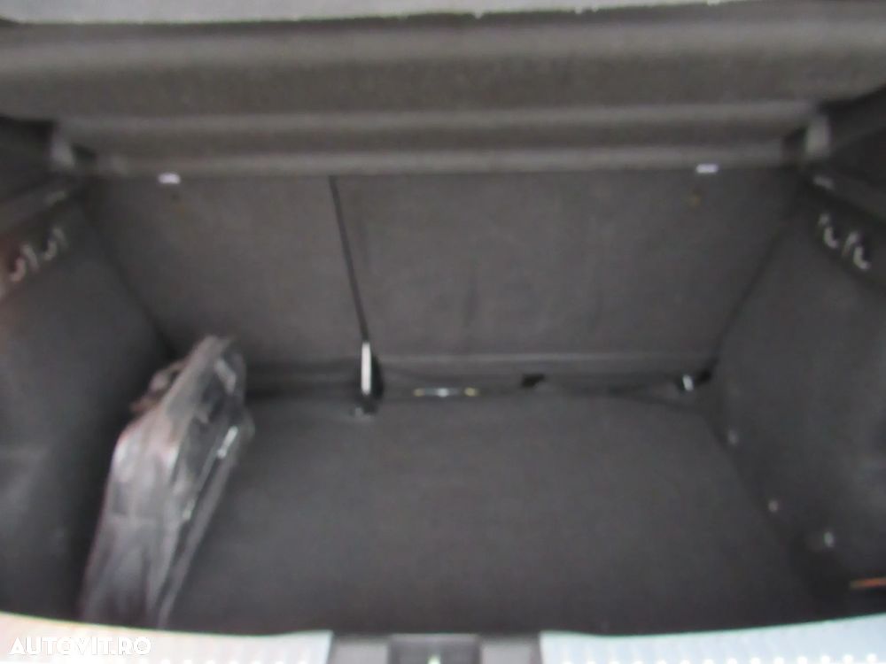 Dacia Sandero Stepway TCe 90 MT6 Comfort - 9