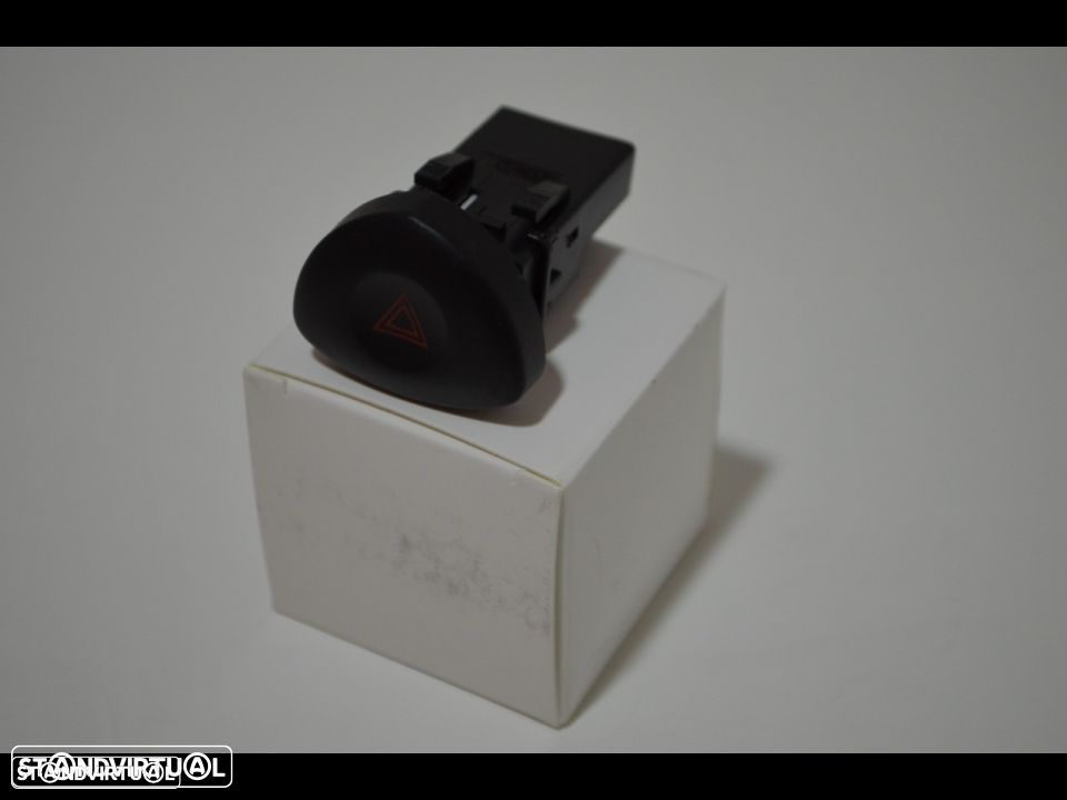 Botao botoes interruptor comando  4 piscas Renault Clio 2  2001 a 2006 (novo) - 1