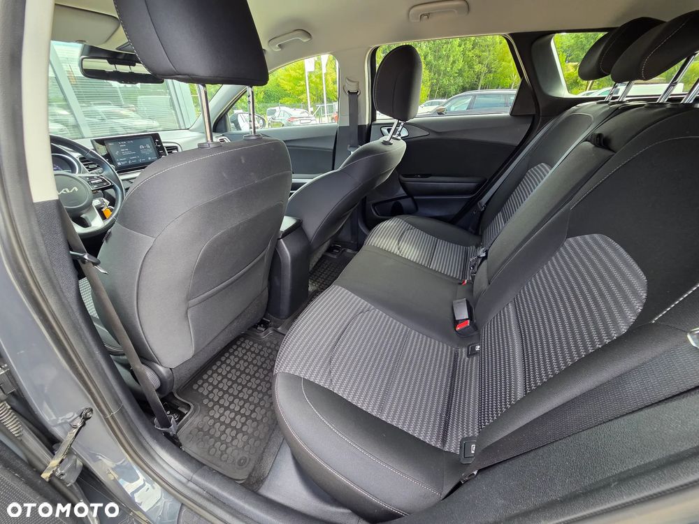 Kia Ceed 1.5 T-GDI L Business Line - 30