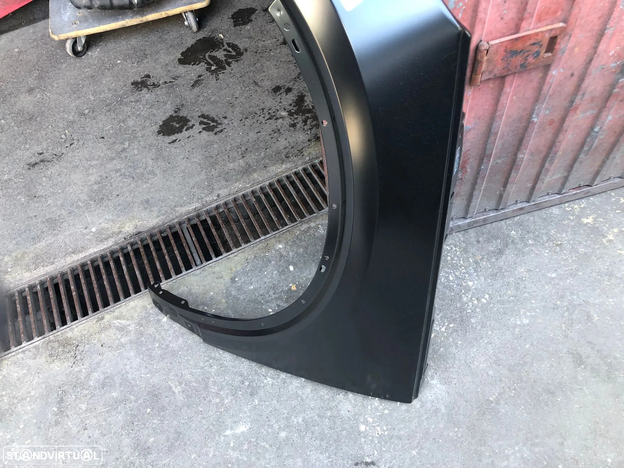VOLVO XC40 GUARDA LAMAS ESQUERDO - GL103 - 5