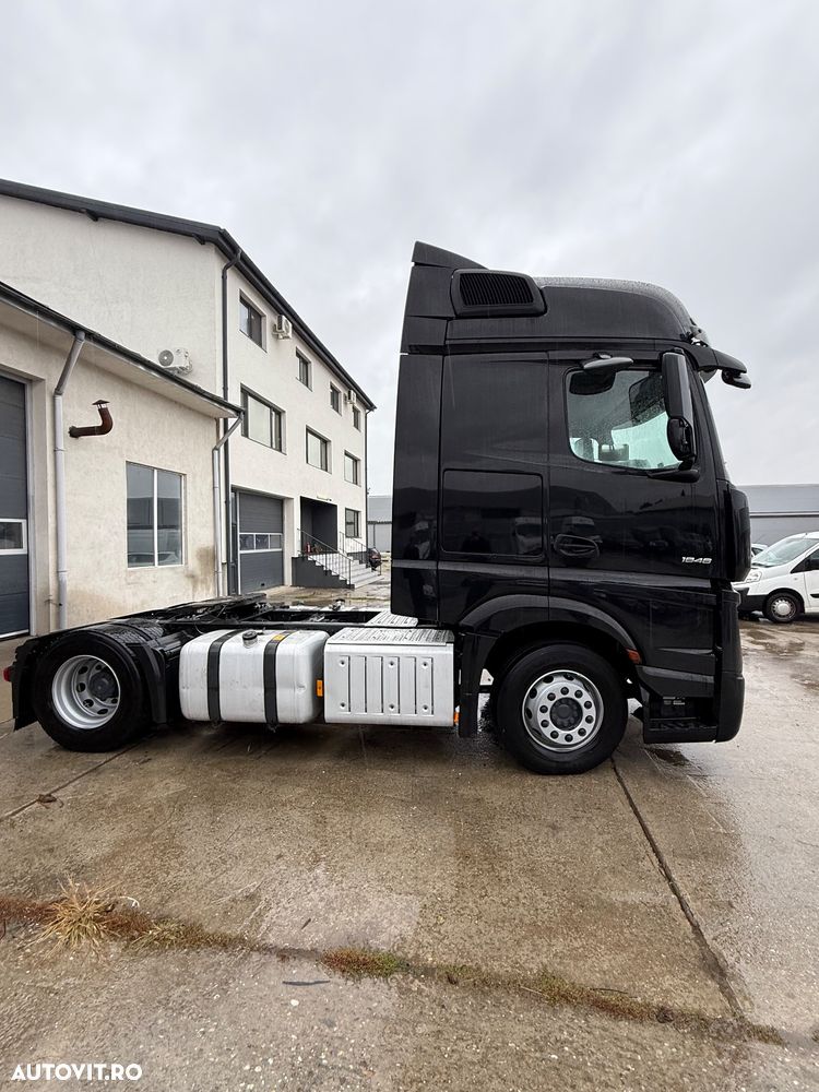 Mercedes-Benz Actros - 10
