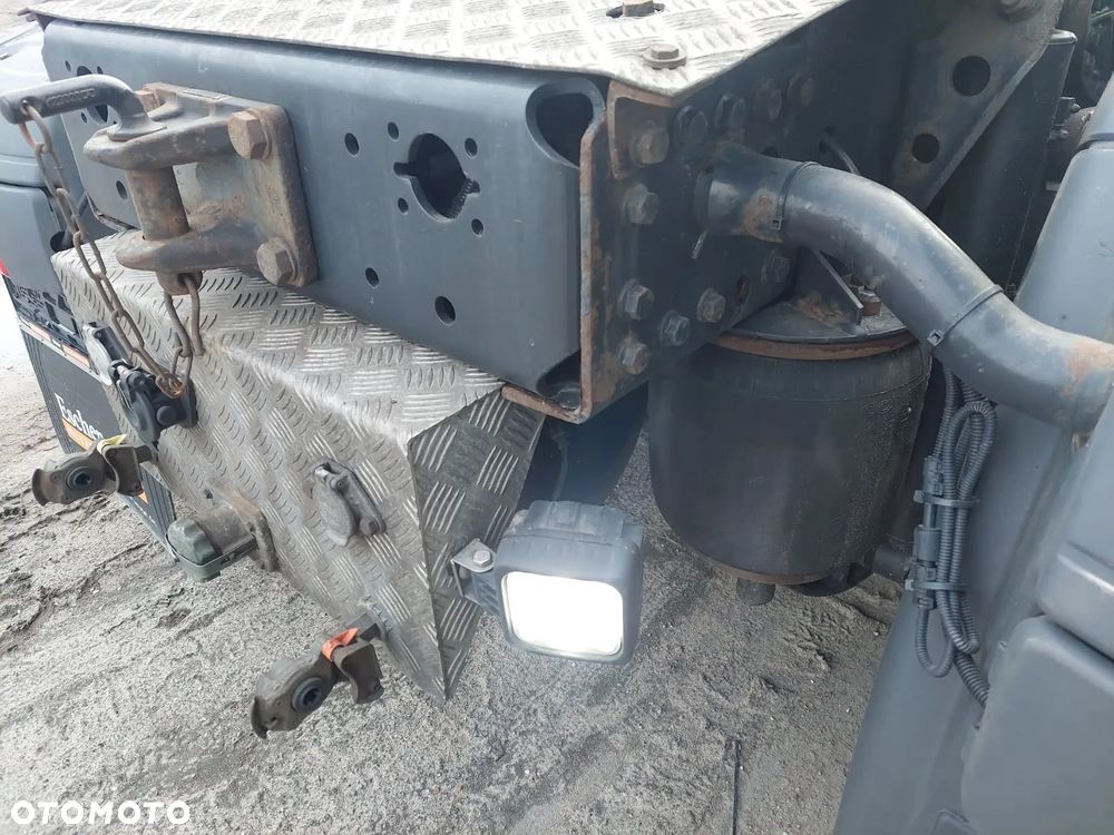 MAN TGS 26-480 6x4 do drewna PALFINGER Epsilon S 270L83 - 24