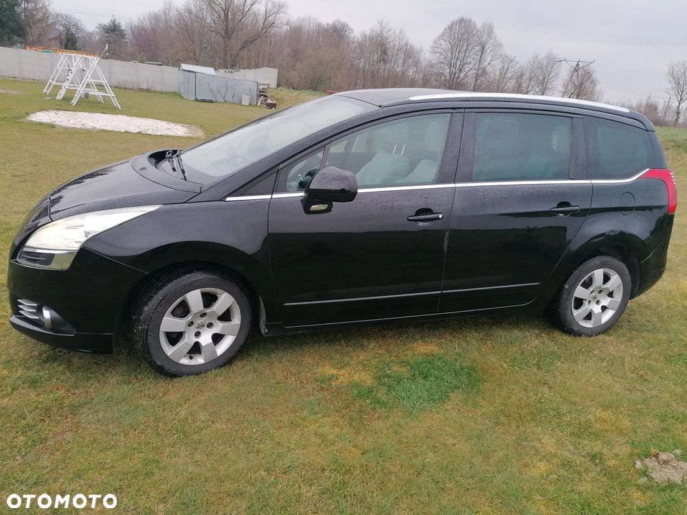 Peugeot 5008 1.6 HDi Premium - 6