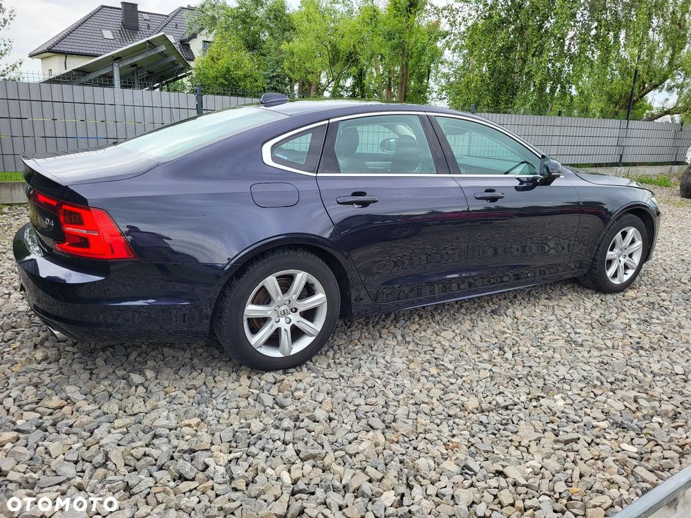 Volvo S90 - 11