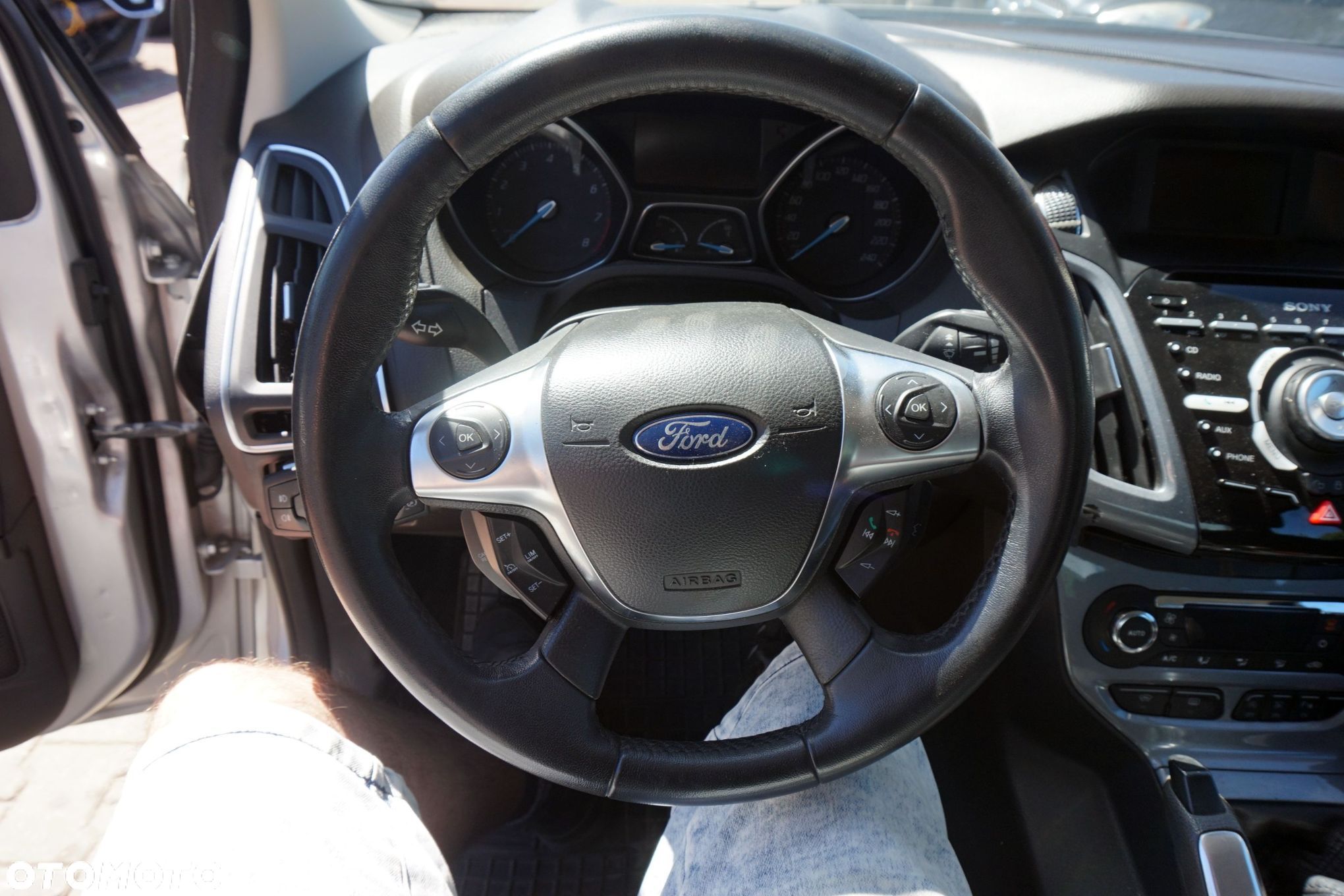 KIEROWNICA SKÓRZANA SKÓRA FOCUS III MK3 AM51-3600-DF3ZHE FORD 2010-2014 - 1
