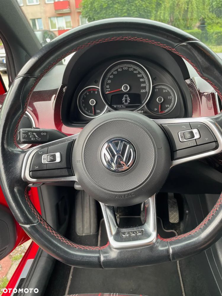 Volkswagen up! 1.0 TSI GTI - 11