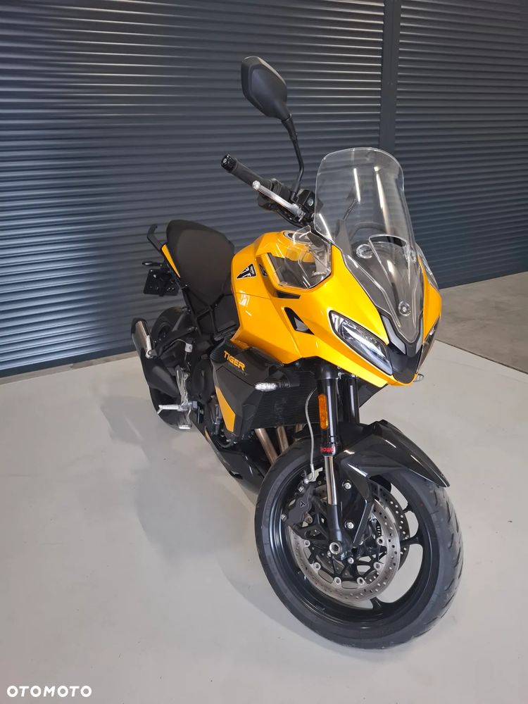 Triumph Tiger - 3