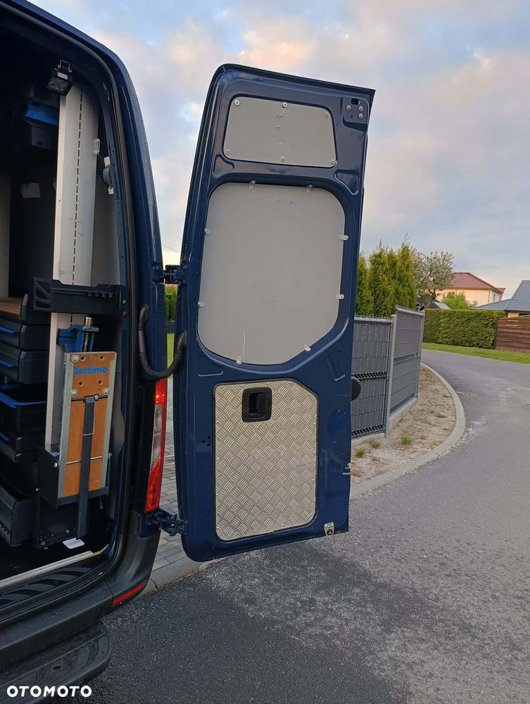 Mercedes-Benz Sprinter - 19