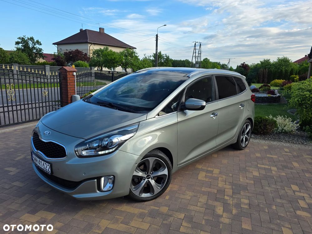 Kia Carens 1.7 CRDi Business Line 7os 7DCT - 15