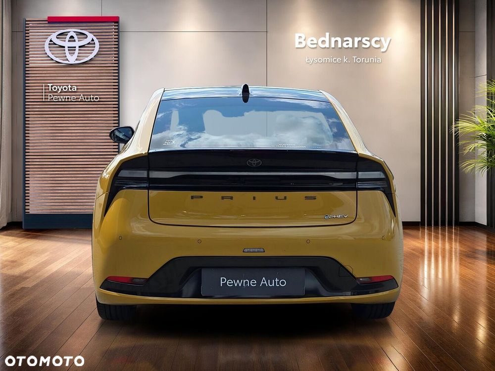 Toyota Prius - 3