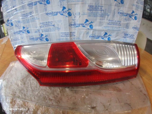 Farol Tras 265506145R RENAULT KANGOO 2 EXPRESS FASE 2 2014 1.5DCI 75CV 4P BRANCA DRT Original - 1
